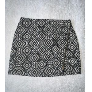 Hollister asymmetric mini skirt